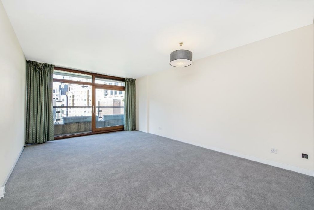 available-barbican-314-view-4