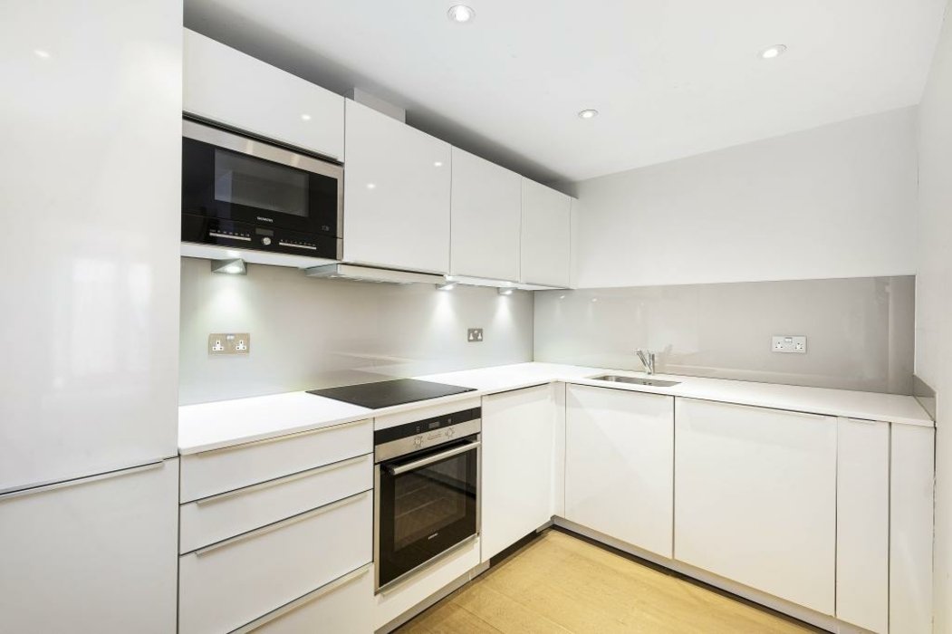 available-fulham-road-340-view-3