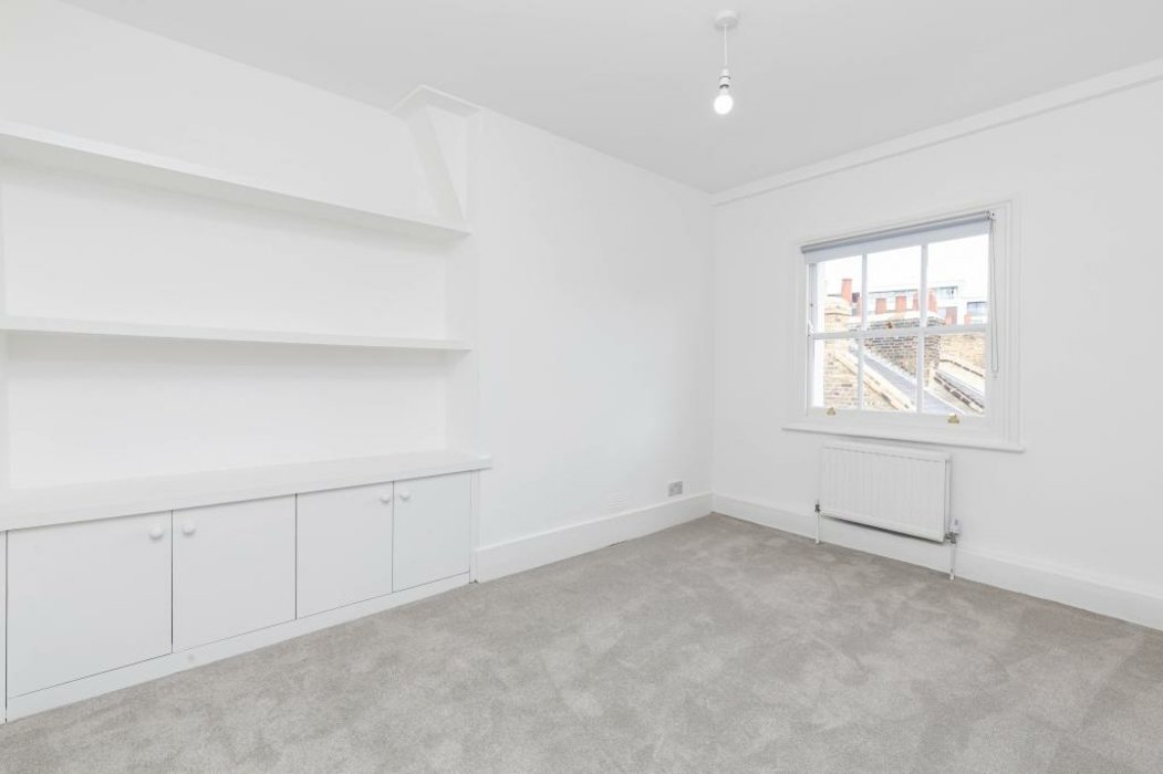 let-agreed-caledonian-road-363-view-8