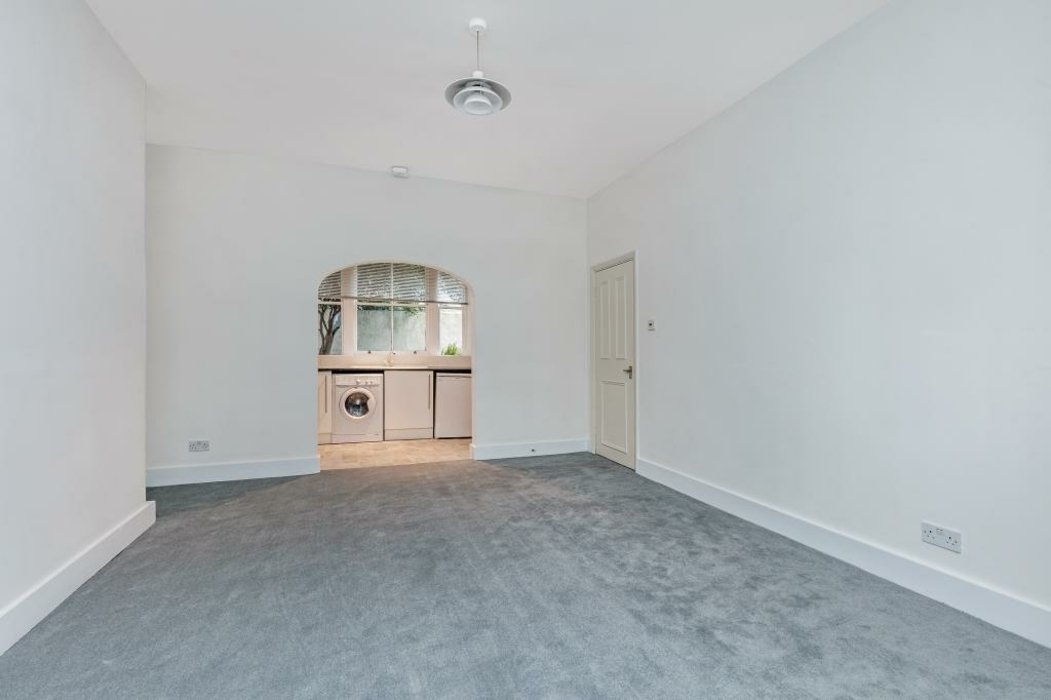 available-finborough-road-380-view-2