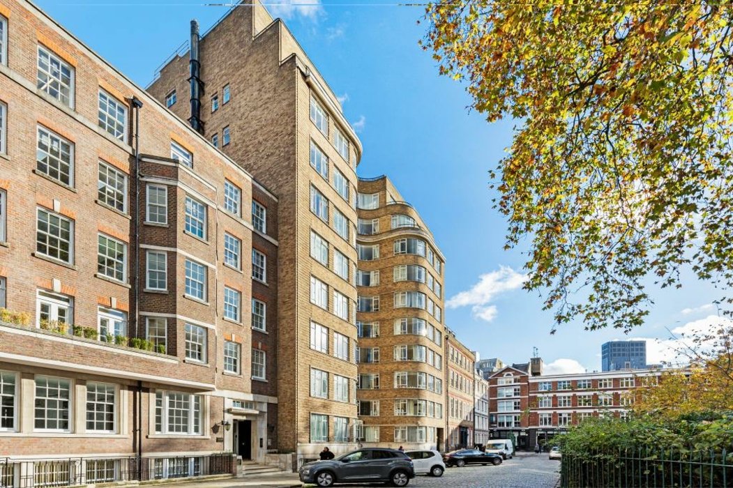 available-charterhouse-square-412-view-16
