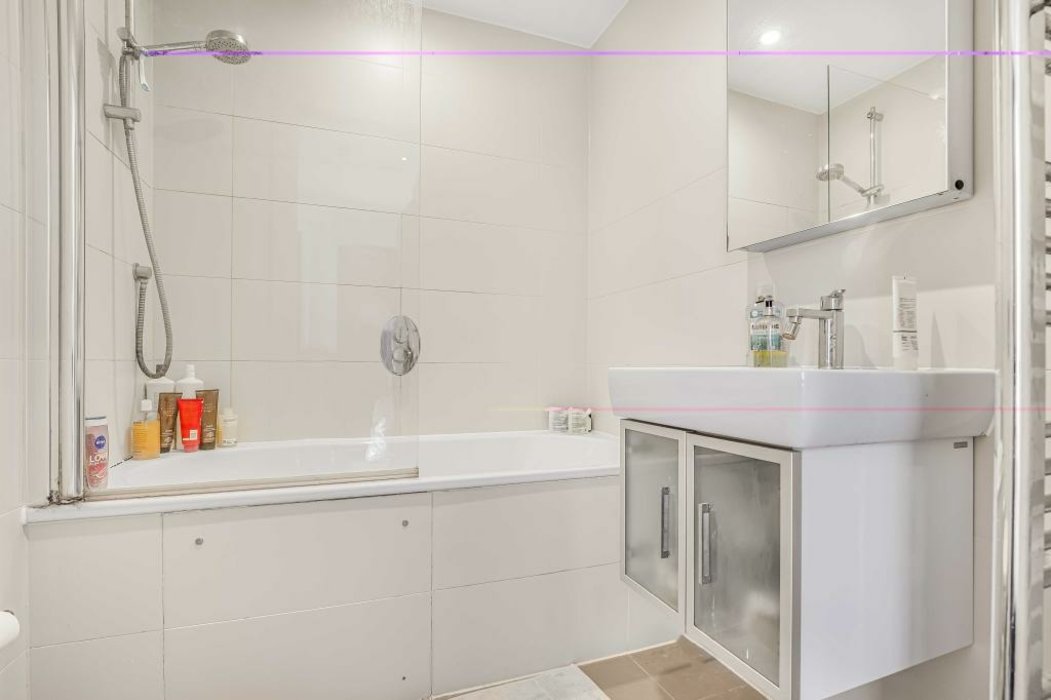 available-fulham-road-452-view-7