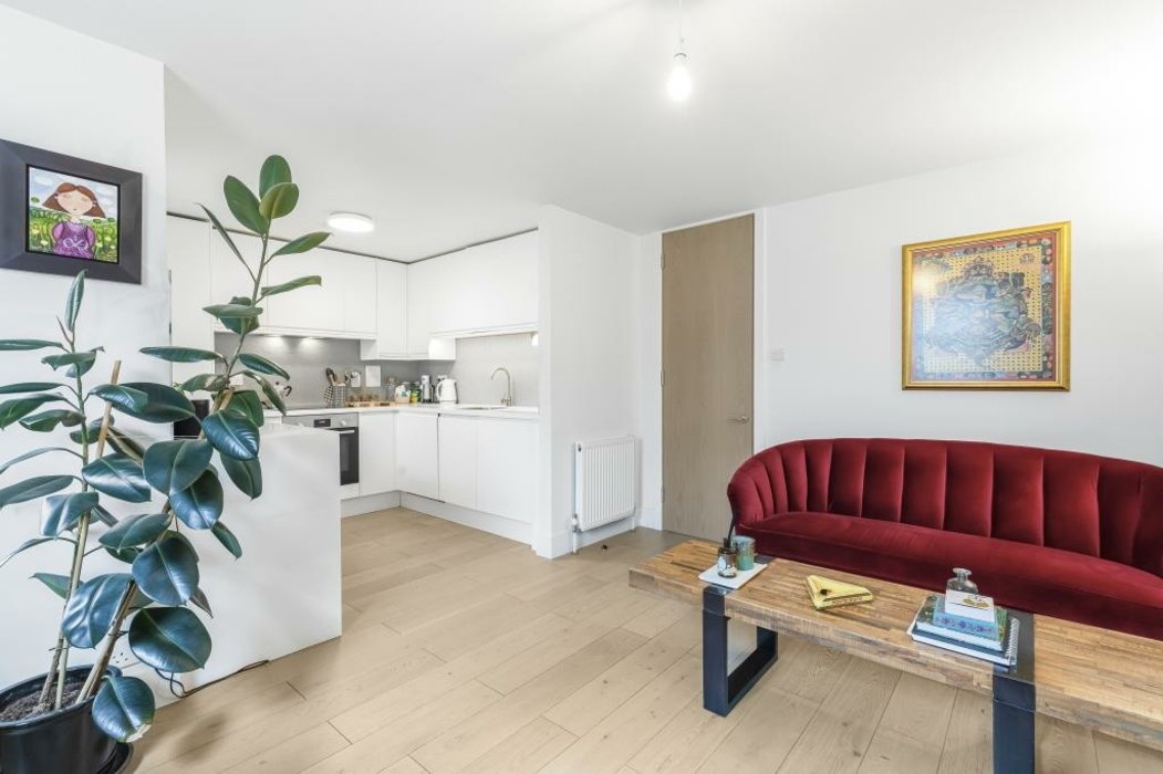 let-agreed-4-friend-street-573-view-4