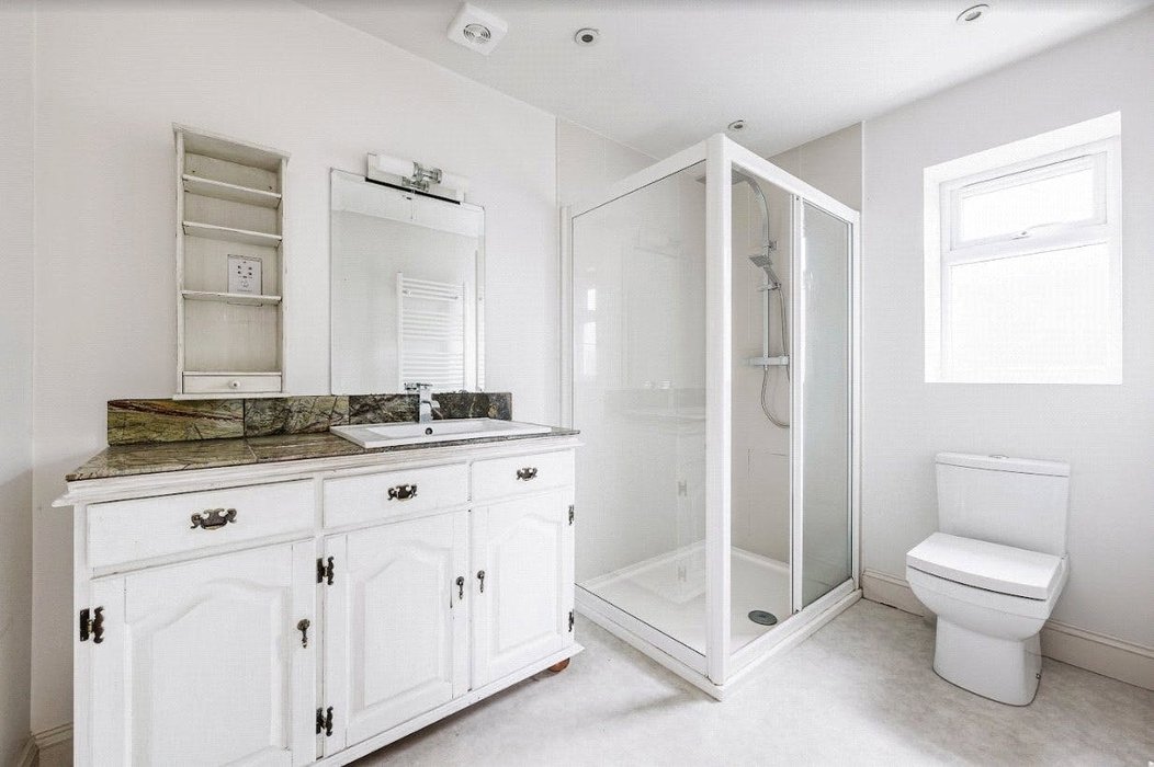 for-sale-marlborough-road-620-view-13