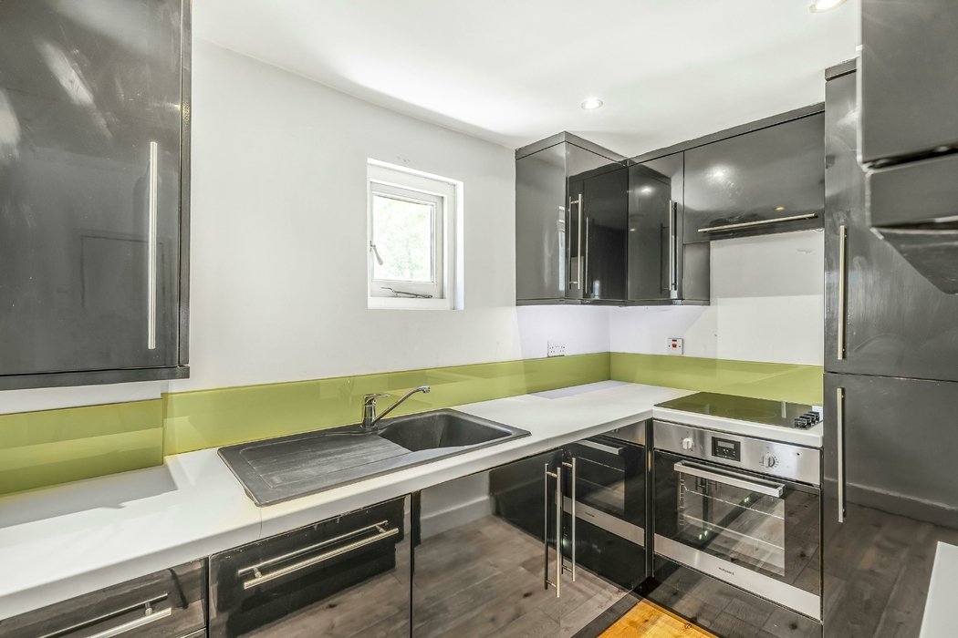 for-sale-flat-3-621-view-4