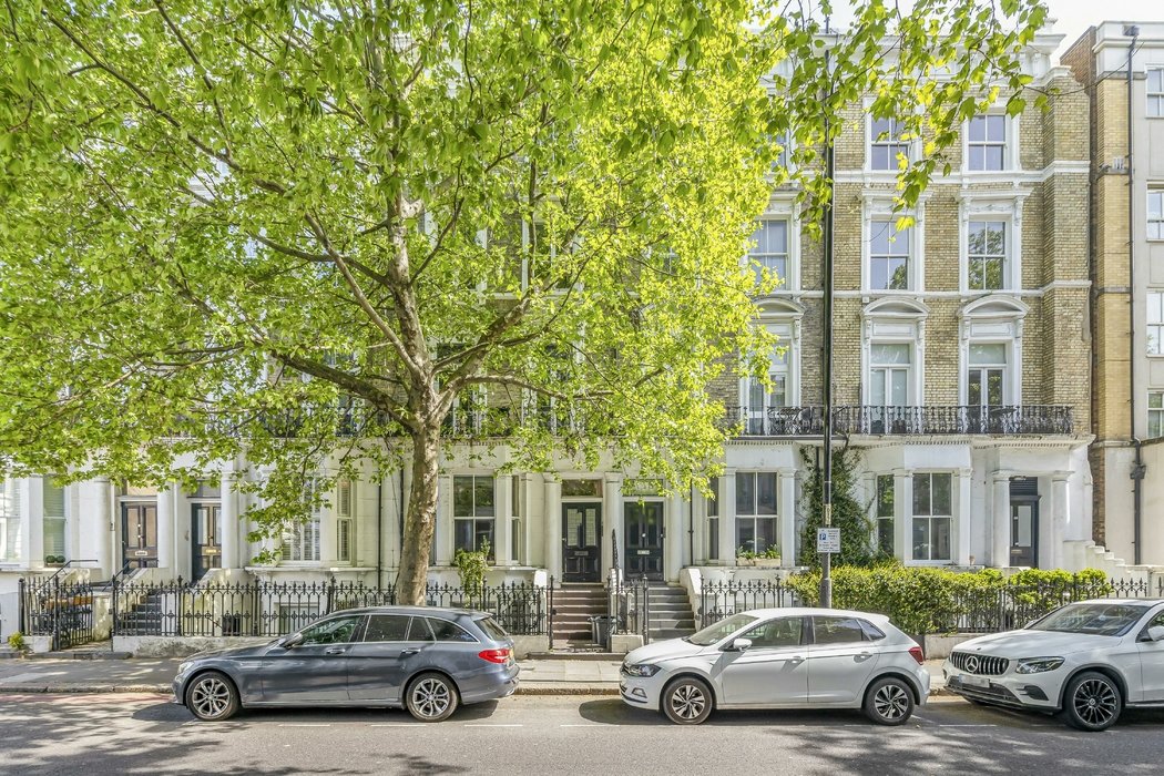 for-sale-flat-3-621-view-2