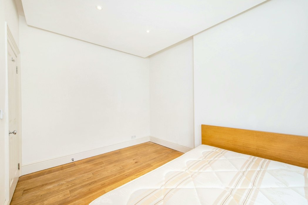 for-sale-caledonian-road-623-view-6