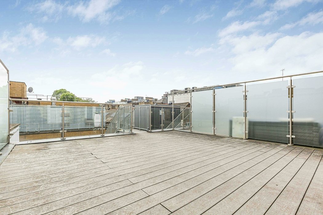 for-sale-putney-high-street-624-view-1