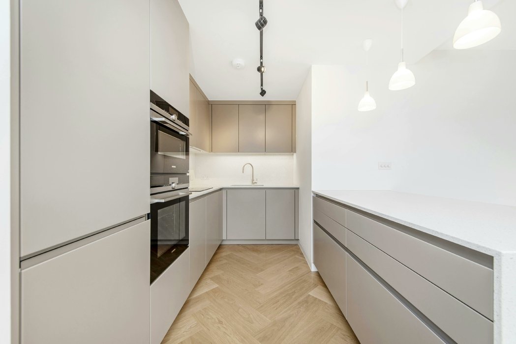 to-let-benjamin-street-626-view-4