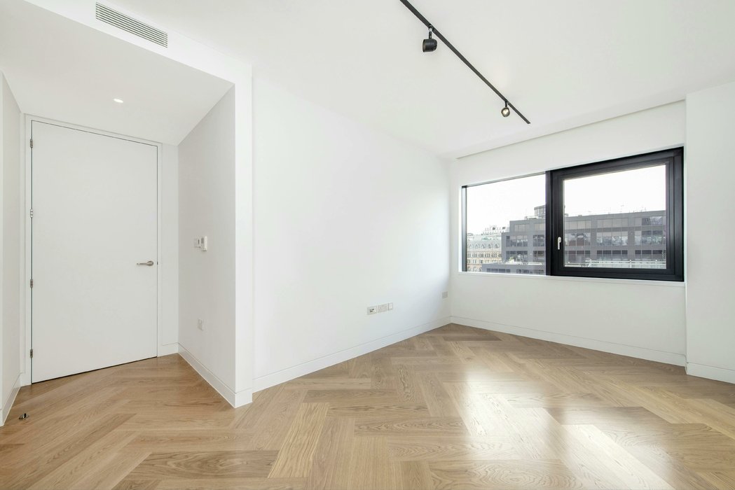to-let-benjamin-street-626-view-7