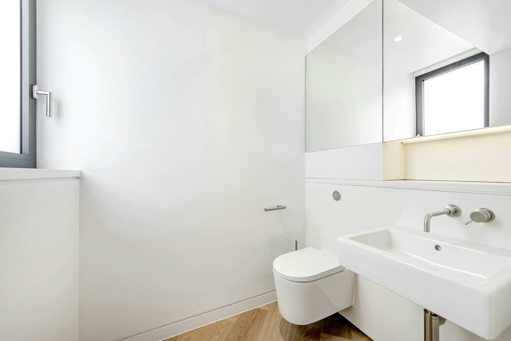 to-let-benjamin-street-626-view-8
