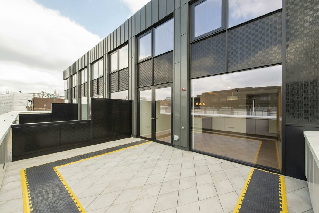 to-let-benjamin-street-626-view-2