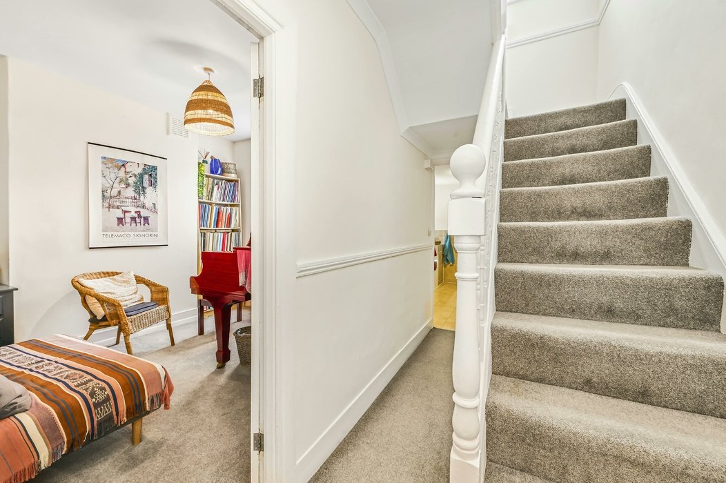 to-let-frobisher-street-636-view-6