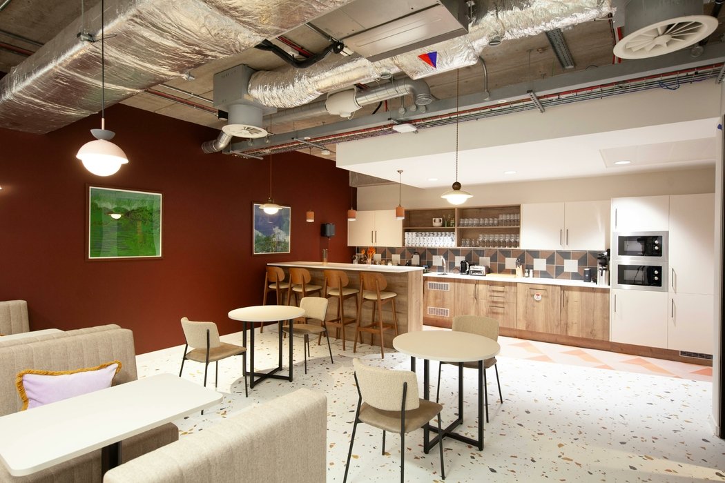 to-let-24-28-bloomsbury-way-639-view-3