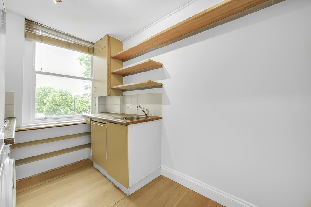 for-sale-salusbury-road-649-view-6