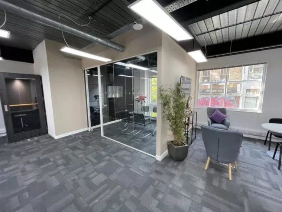 to-let-2-bath-place-651-view-3