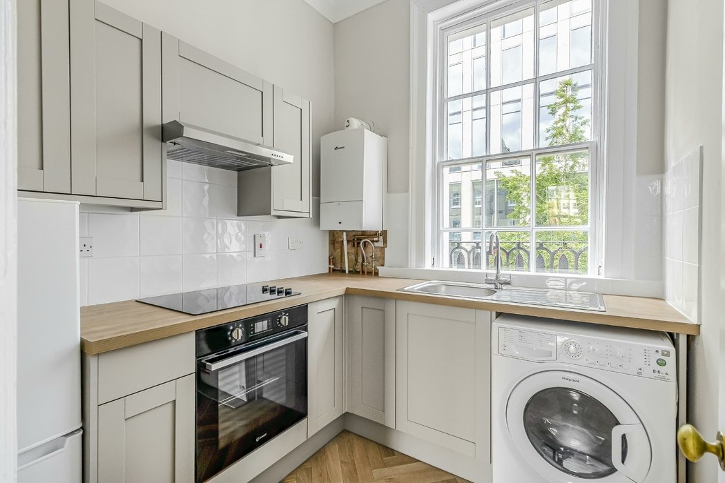 for-sale-bunhill-row-652-view-5
