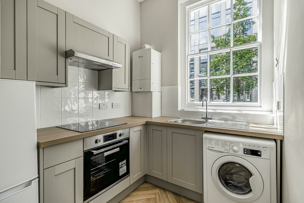 for-sale-bunhill-row-653-view-6