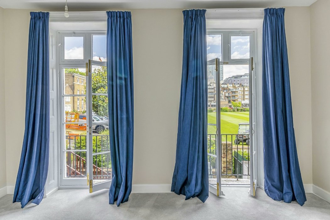for-sale-bunhill-row-653-view-4