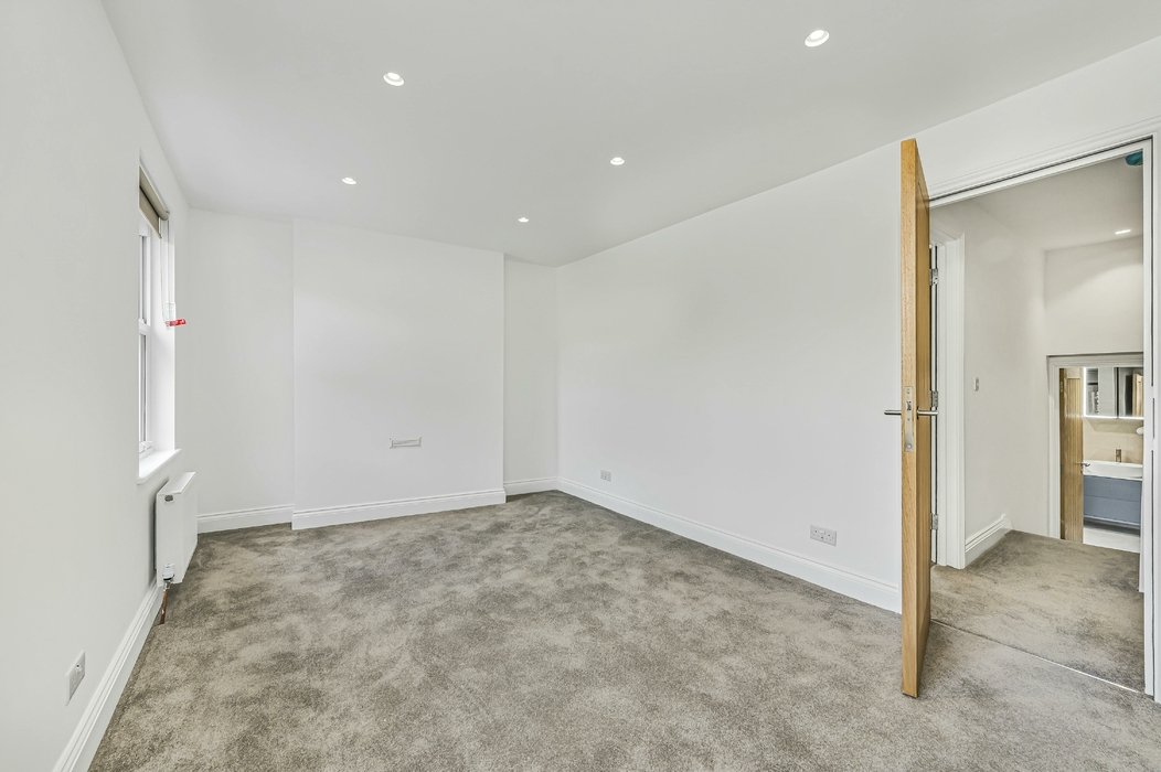 for-sale-frobisher-street-654-view-10