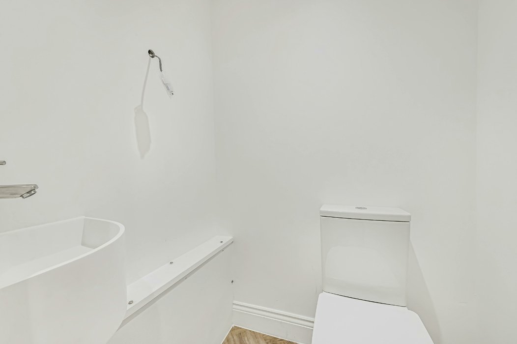 for-sale-frobisher-street-654-view-16