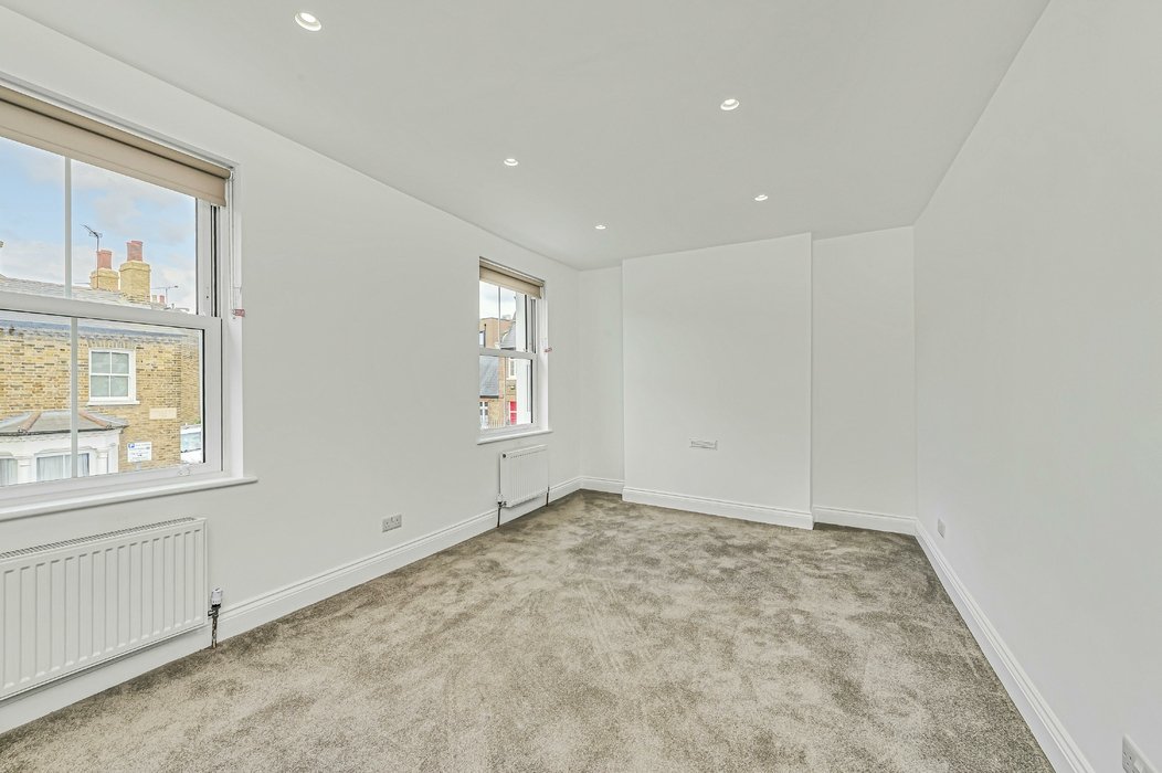 for-sale-frobisher-street-654-view-11
