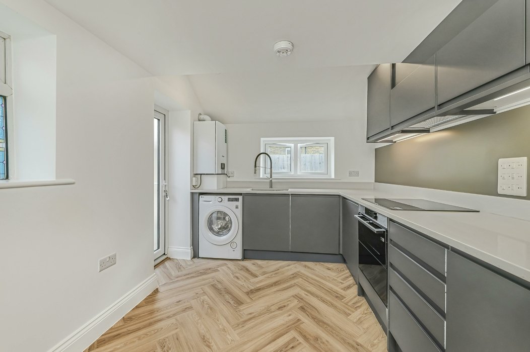 for-sale-frobisher-street-654-view-3