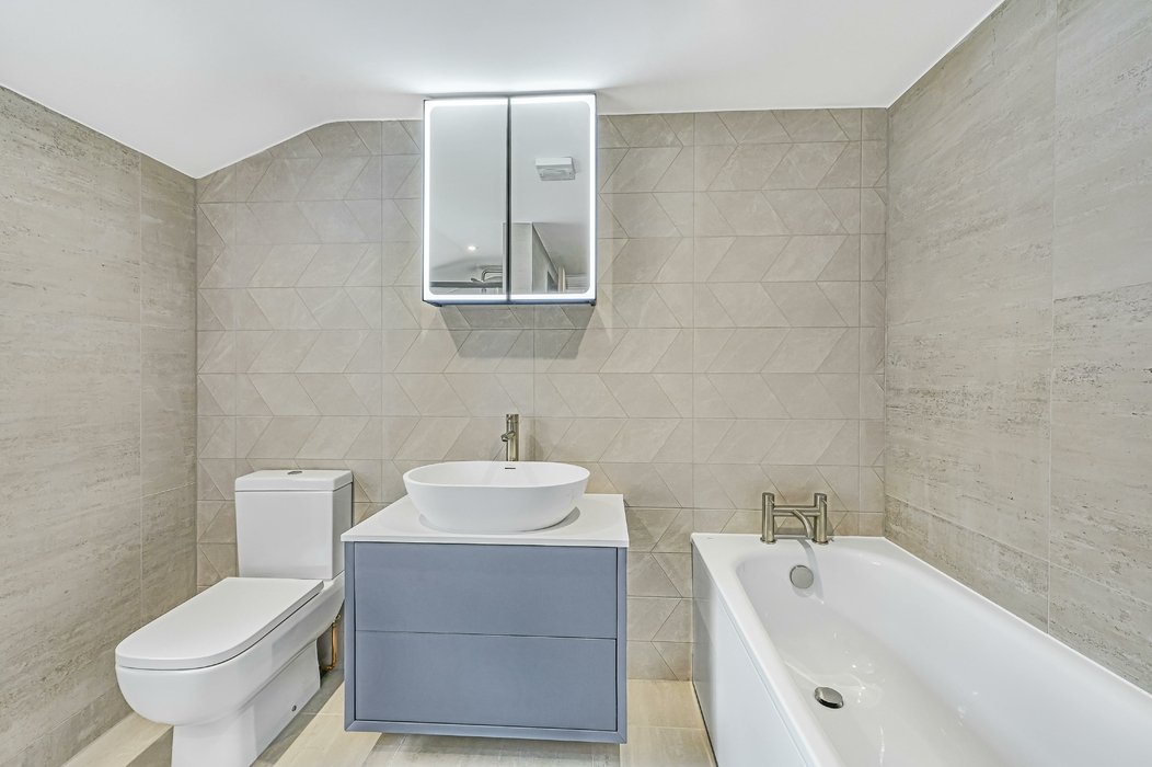for-sale-frobisher-street-654-view-12
