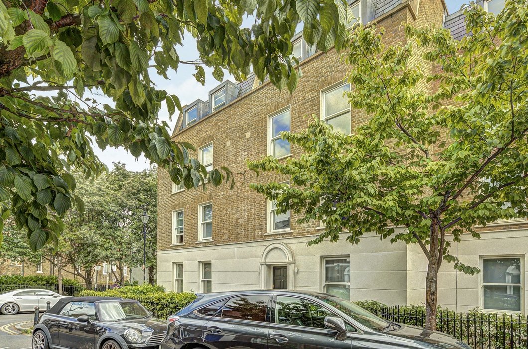 under-offer-friend-street-656-view-6