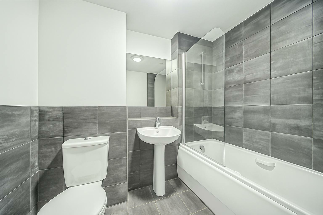 under-offer-friend-street-656-view-5