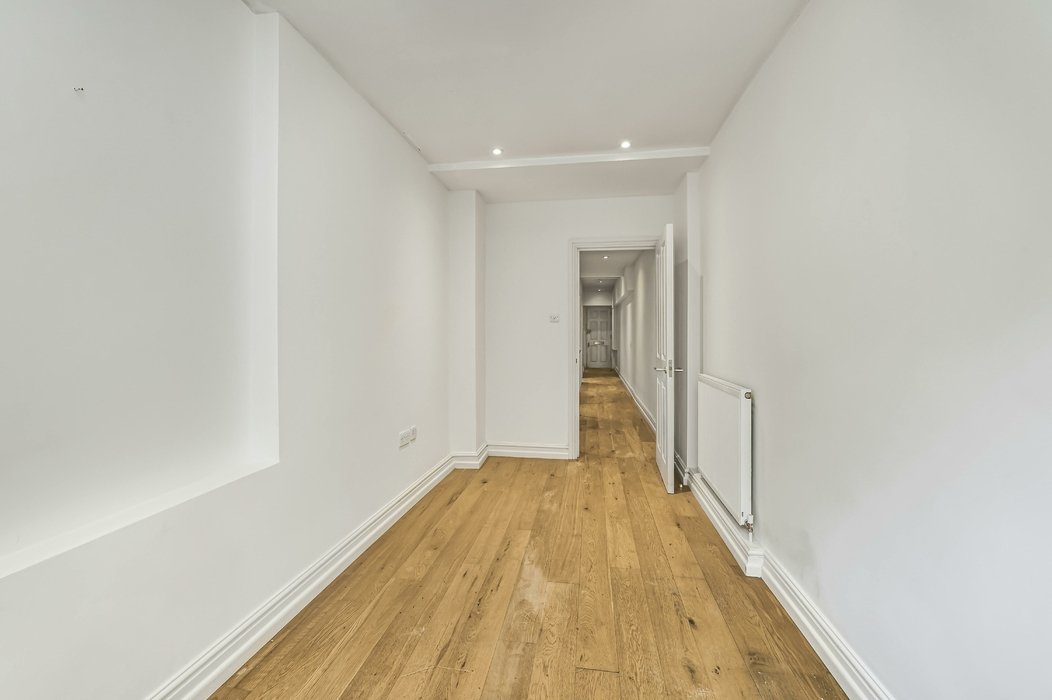 for-sale-13-finborough-road-663-view-11