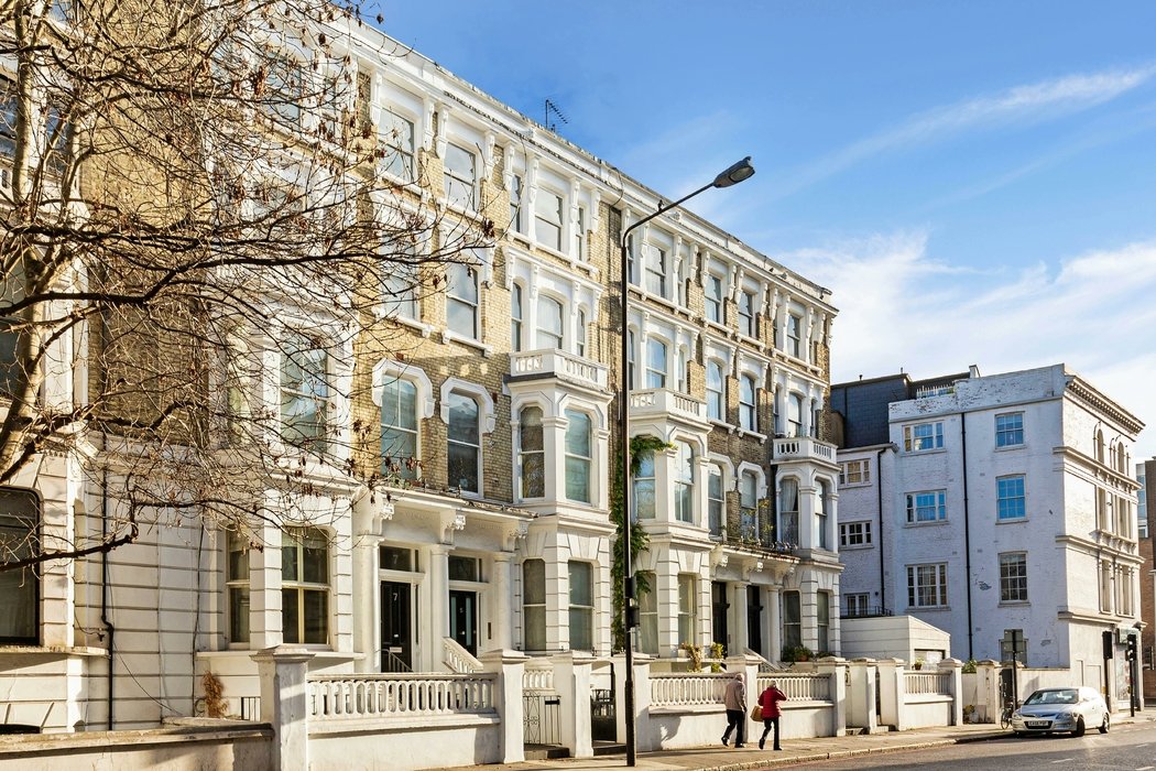 under-offer-finborough-road-664-view-1