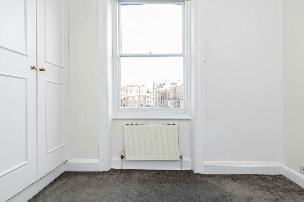 under-offer-finborough-road-664-view-6