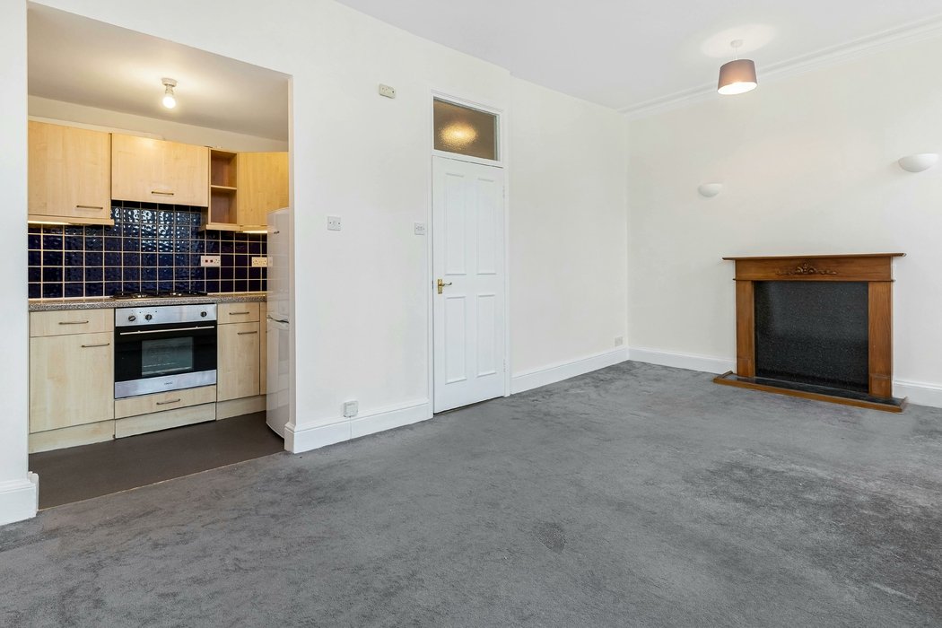 under-offer-finborough-road-664-view-4