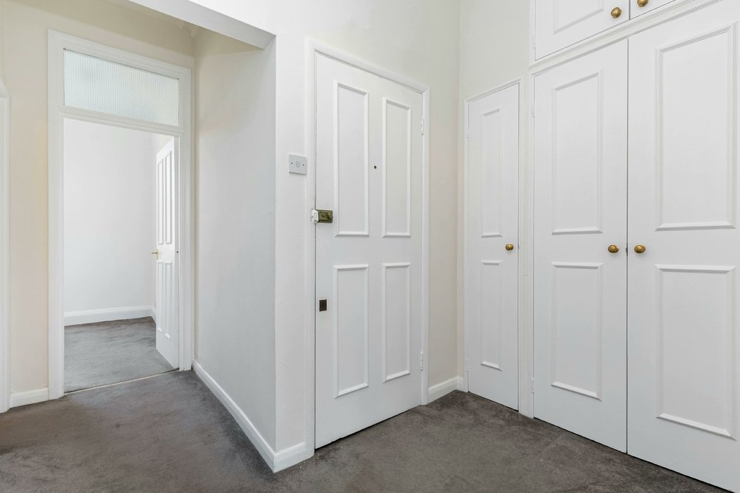 under-offer-finborough-road-664-view-9