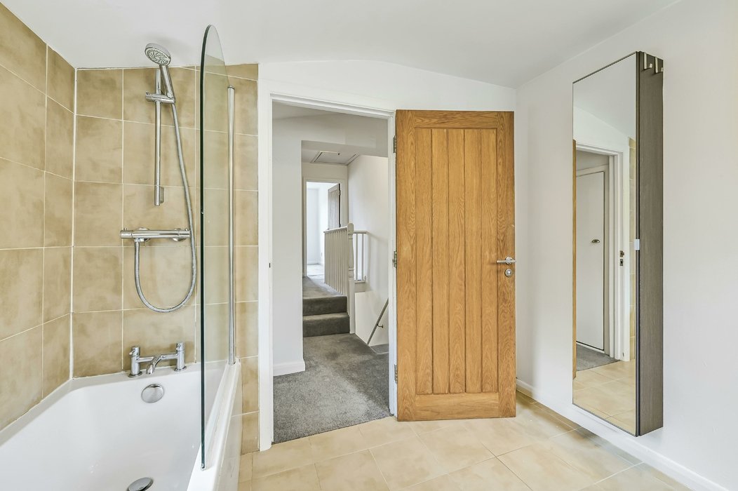 to-let-tuskar-street-665-view-3